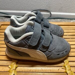 Puma Gray and White Velcro Sneakers